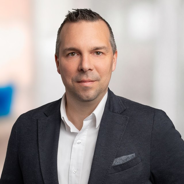 Daniel Schneider
